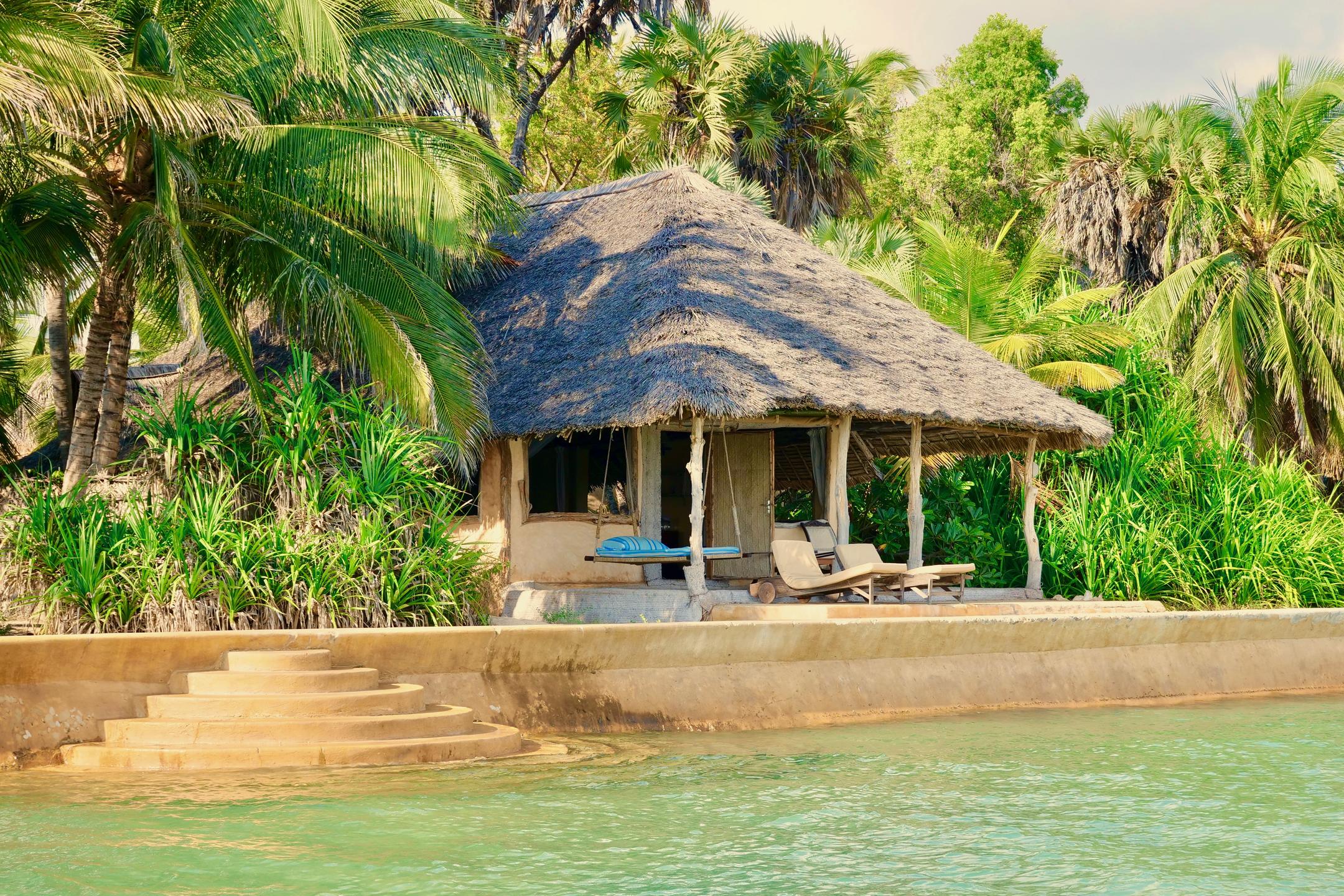 Manda Bay thumbnail 16